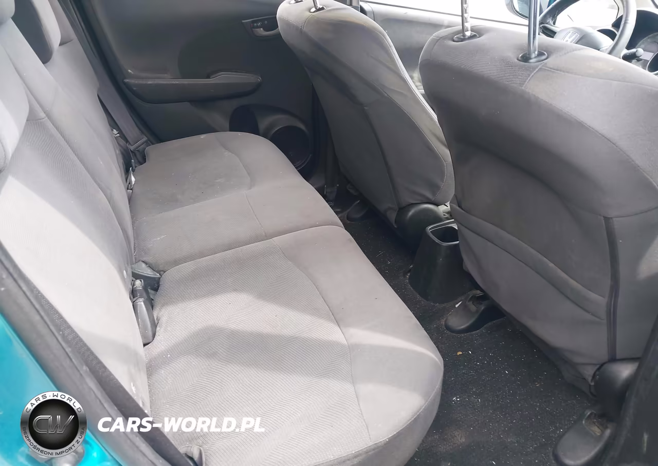 2013 Honda Fit VIN:JHMGE8H31DC061793 - 8
