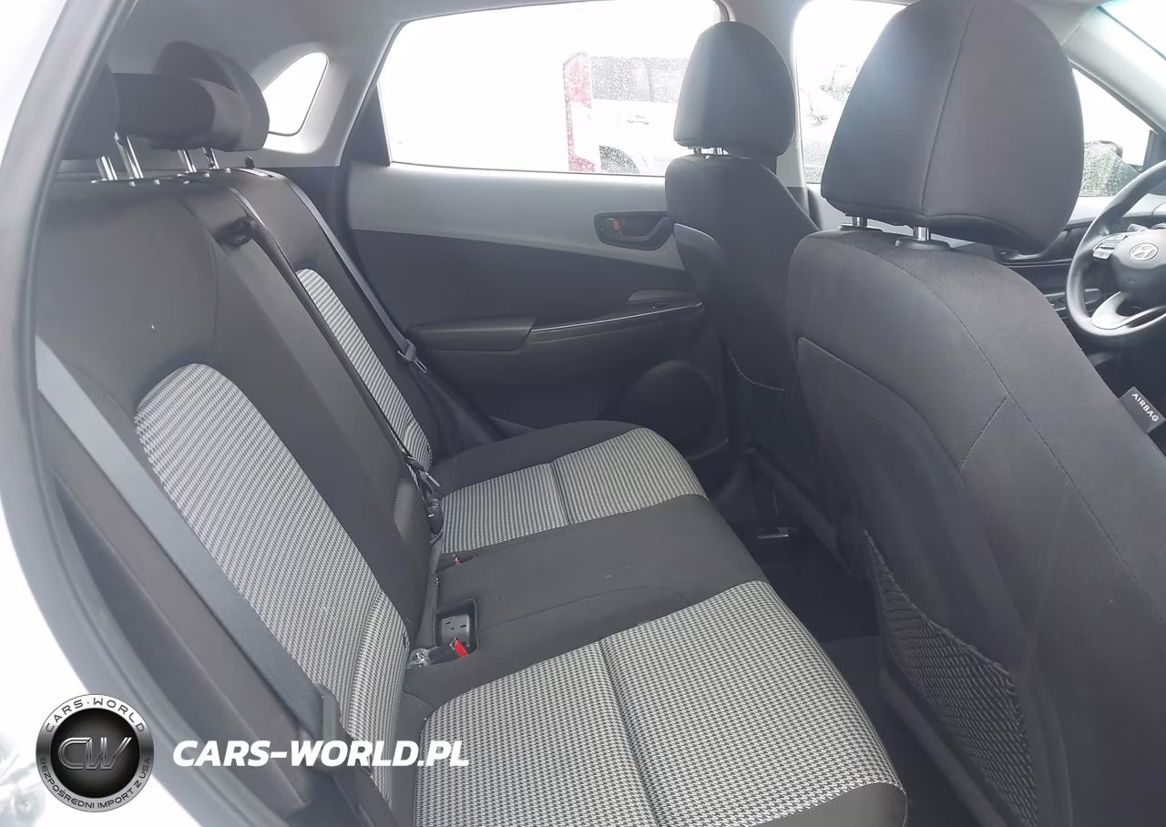 2019 Hyundai Kona Se VIN:KM8K12AA9KU306016 - 8