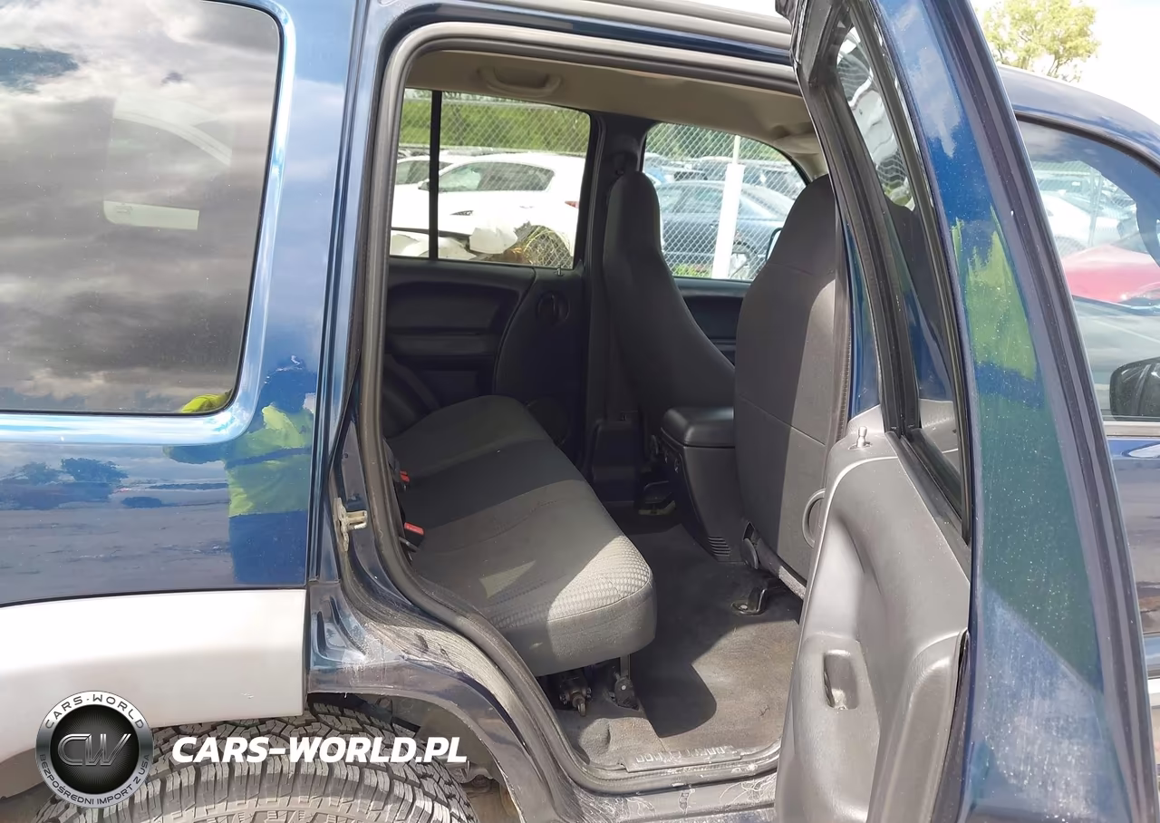 2003 Jeep Liberty Sport VIN:1J4GK48K33W530223 - 8