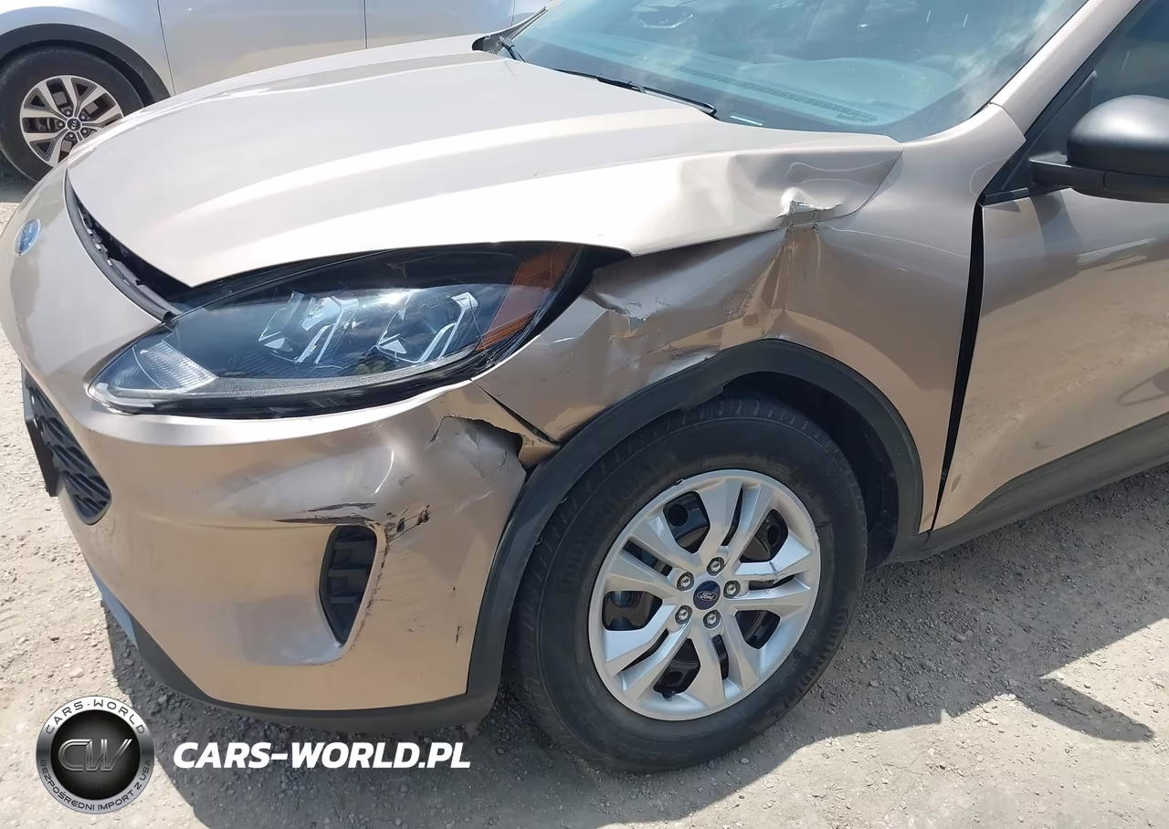 2020 Ford Escape S VIN:1FMCU0F68LUB90894 - 6