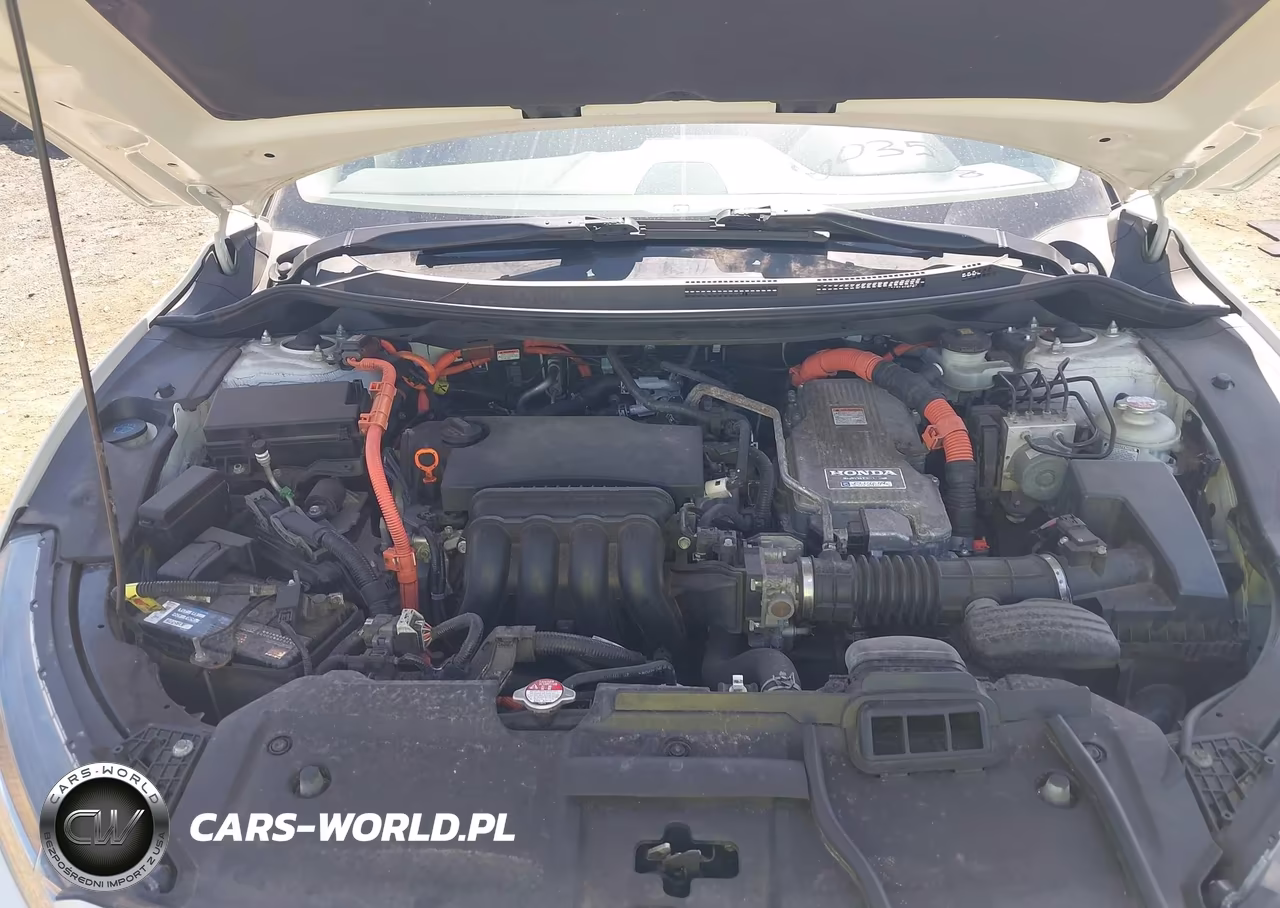 2018 Honda Clarity Plug-In Hybrid Touring VIN:JHMZC5F34JC010655 - 10