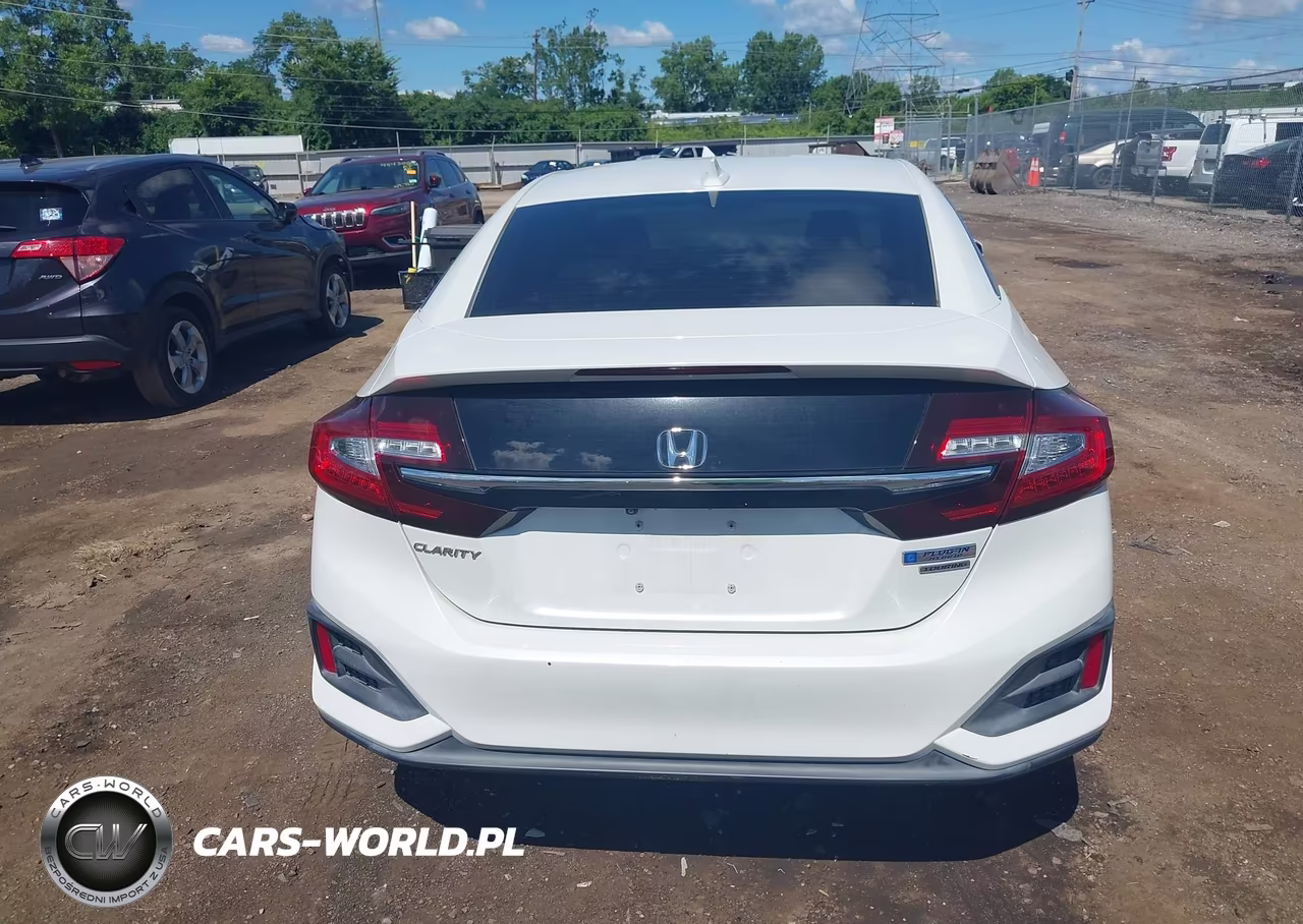 2018 Honda Clarity Plug-In Hybrid Touring VIN:JHMZC5F34JC010655 - 17