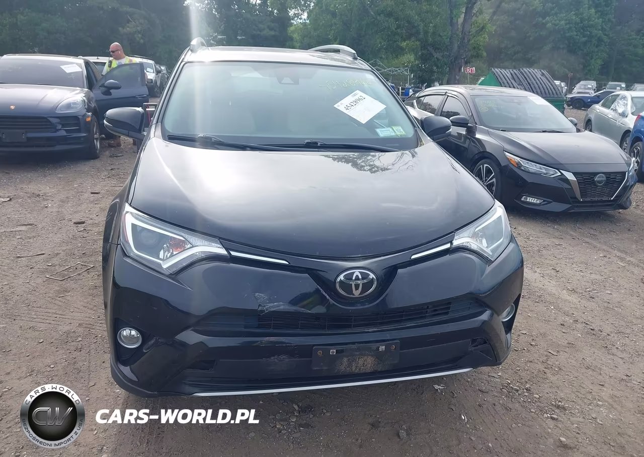 2018 Toyota Rav4 Xle VIN:2T3RFREVXJW817231 - 12