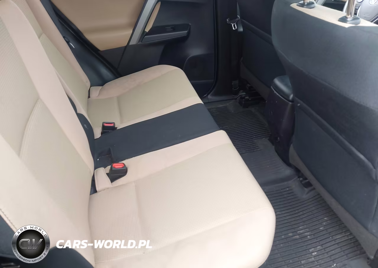 2018 Toyota Rav4 Xle VIN:2T3RFREVXJW817231 - 8