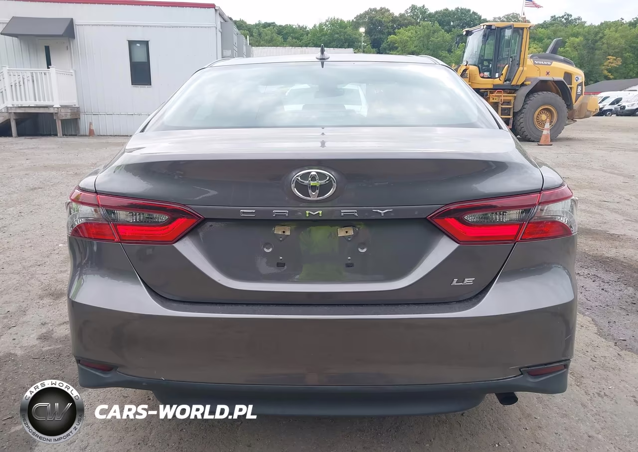 2021 Toyota Camry Le VIN:4T1C11AK2MU533686 - 16