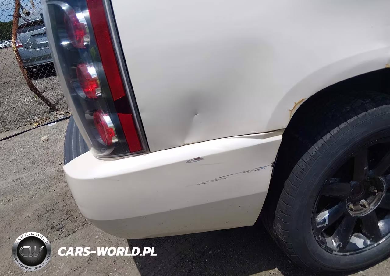 2010 GMC Yukon Denali VIN:1GKUKEEF7AR277087 - 17