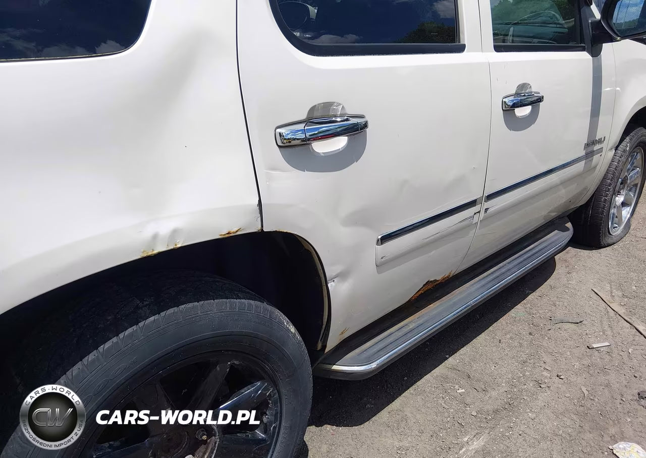 2010 GMC Yukon Denali VIN:1GKUKEEF7AR277087 - 18