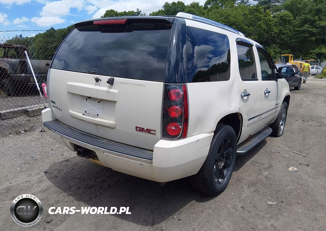 2010 GMC Yukon Denali VIN:1GKUKEEF7AR277087 - 4
