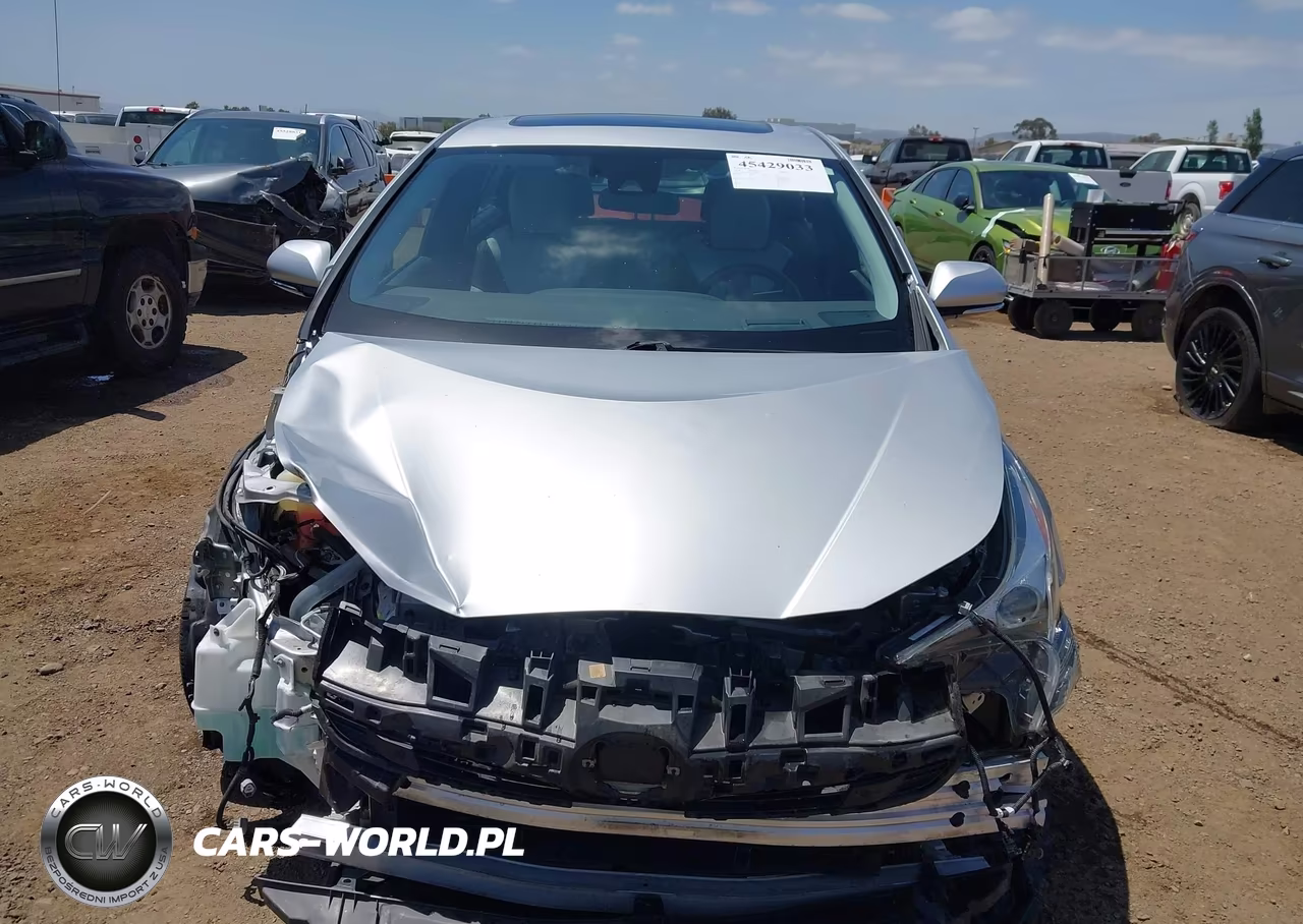 2018 Toyota Prius Three VIN:JTDKARFU5J3065138 - 13