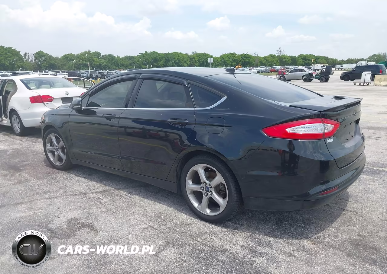 2015 Ford Fusion Se VIN:1FA6P0HD7F5120232 - 3