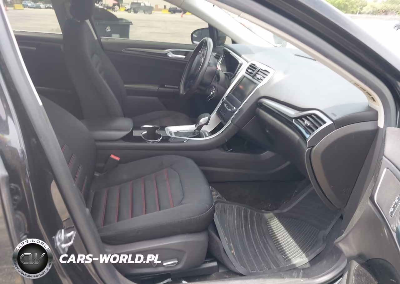 2015 Ford Fusion Se VIN:1FA6P0HD7F5120232 - 5