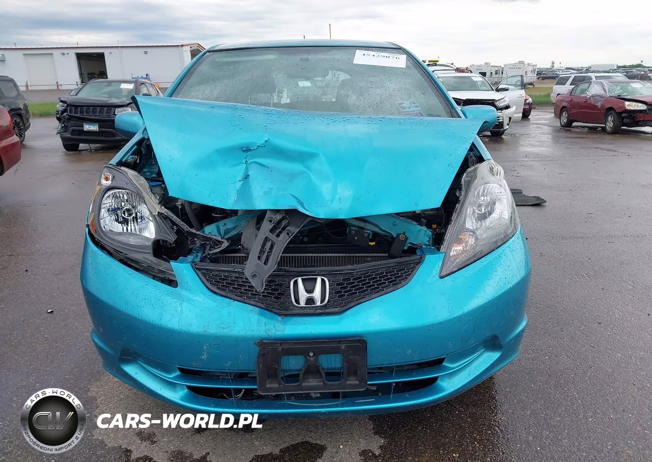 2012 Honda Fit VIN:JHMGE8H31CC002998 - 12