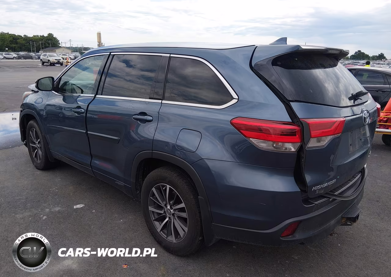 2017 Toyota Highlander Xle VIN:5TDJZRFH1HS394192 - 3