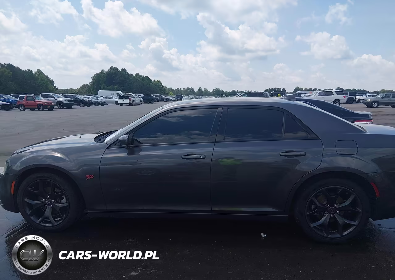 2021 Chrysler 300 300S VIN:2C3CCABG3MH626393 - 15
