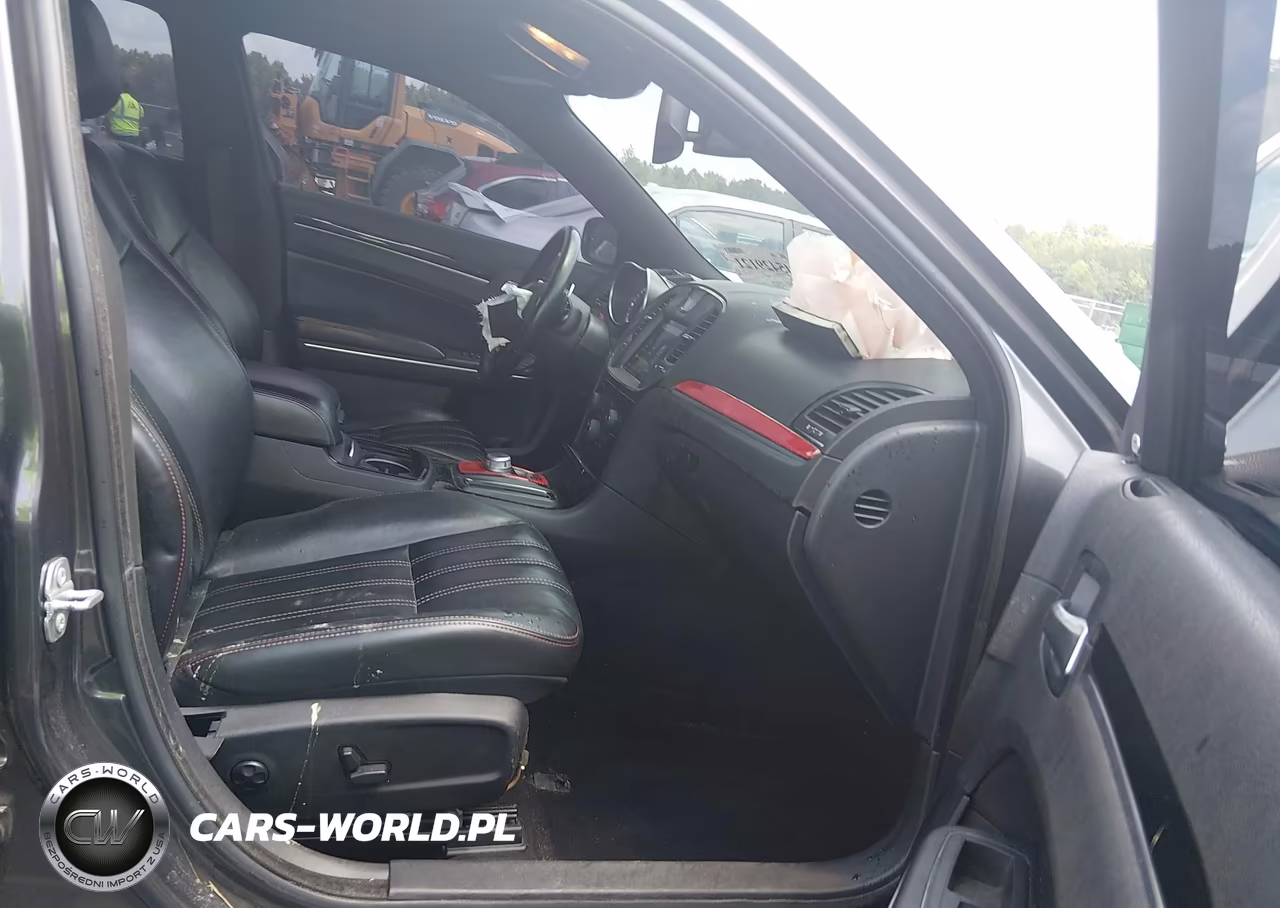 2021 Chrysler 300 300S VIN:2C3CCABG3MH626393 - 5