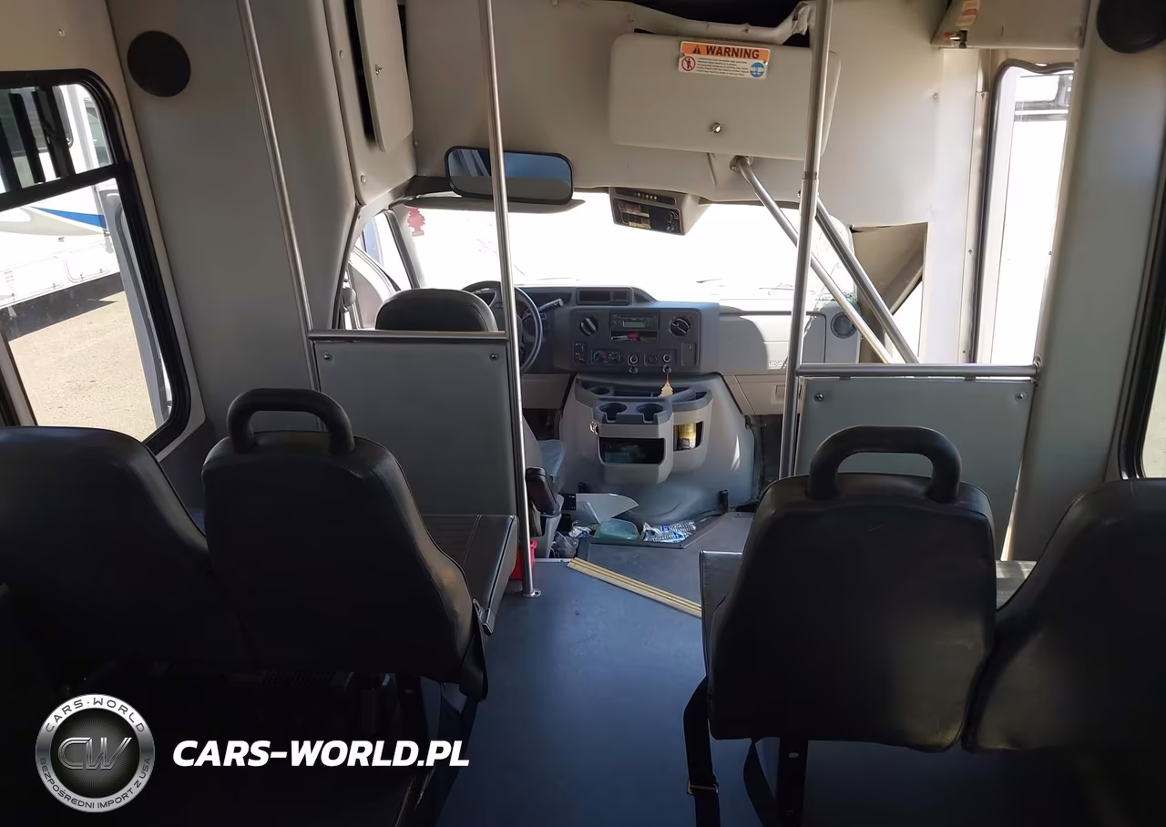 2018 Ford E-350 Cutaway VIN:1FDEE3F68JDC20979 - 2