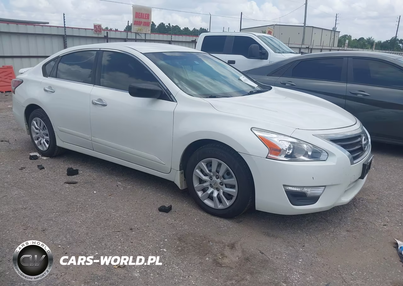 2014 Nissan Altima 2.5 S – zdjęcie 1 z 11