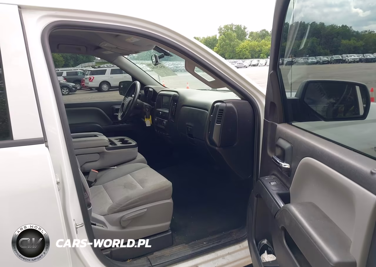 2017 Chevrolet Silverado 1500 Custom VIN:1GCVKPEC7HZ395085 - 5