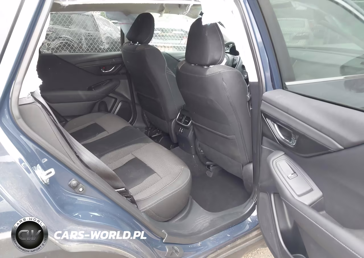 2025 Subaru Outback Premium VIN:4S4BTACC4S3130386 - 8