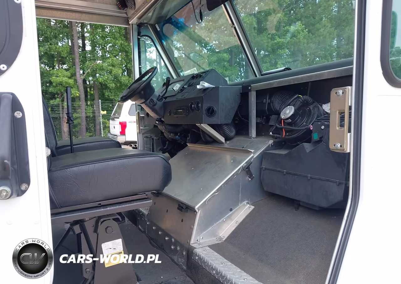 2016 Ford E-350 Stripped VIN:1FC3E3KS1GDC55354 - 5