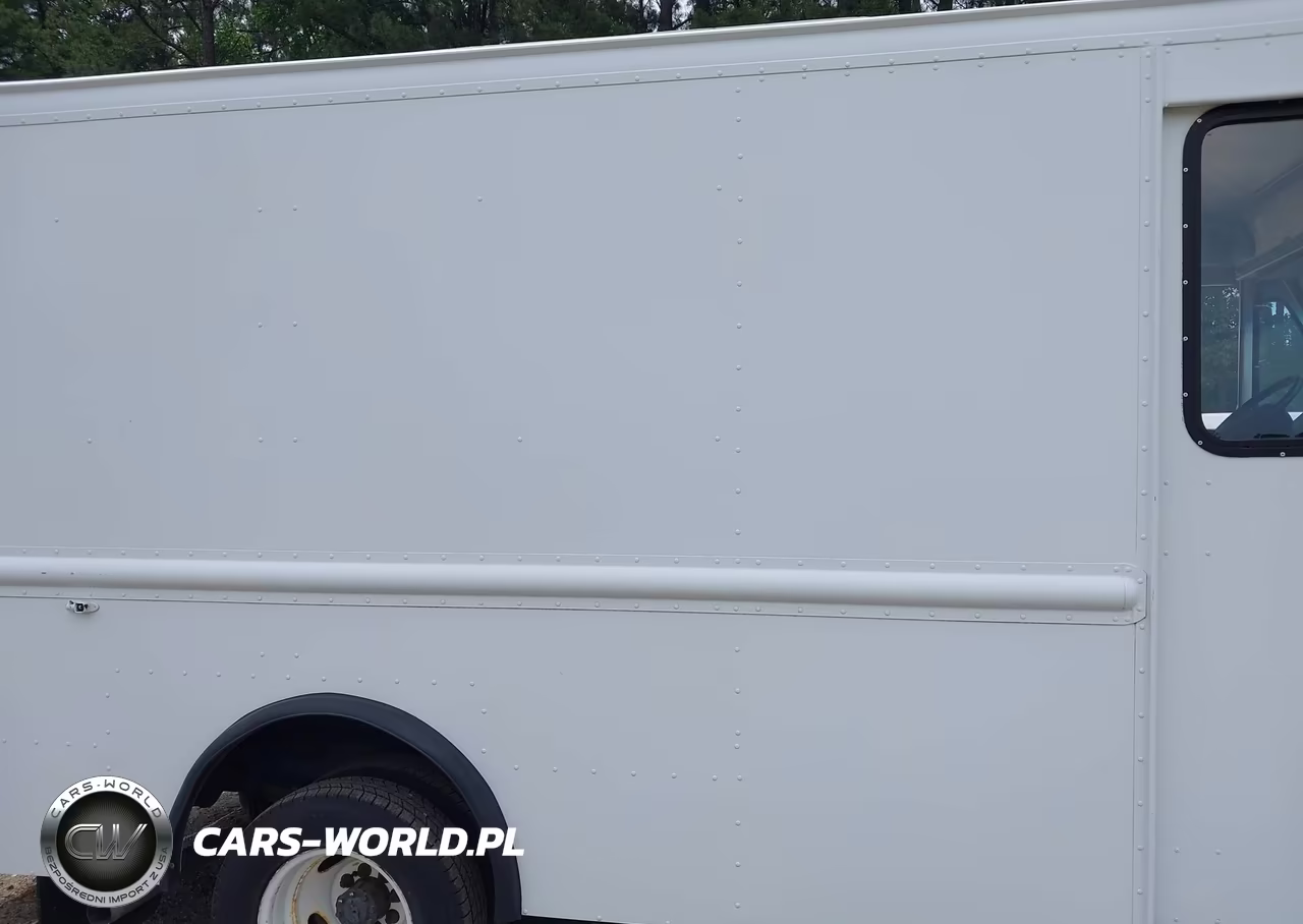 2016 Ford E-350 Stripped VIN:1FC3E3KS1GDC55354 - 8