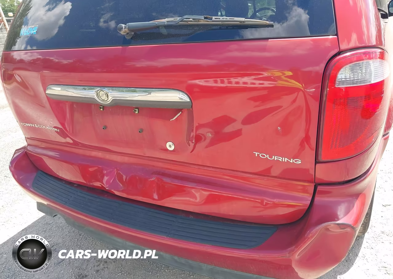 2005 Chrysler Town & Country Touring VIN:2C4GP54L15R211328 - 6