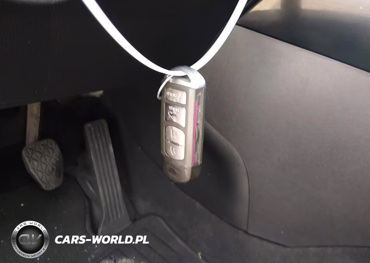 2017 Toyota Yaris Ia VIN:3MYDLBYV4HY182258 - 11