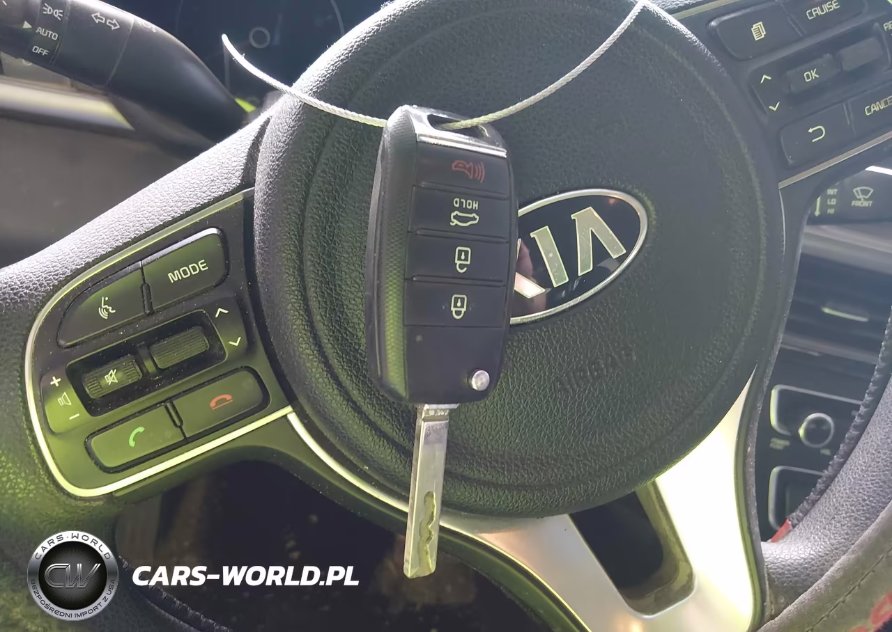 2018 Kia Optima Lx VIN:KNAGT4L36J5213278 - 11