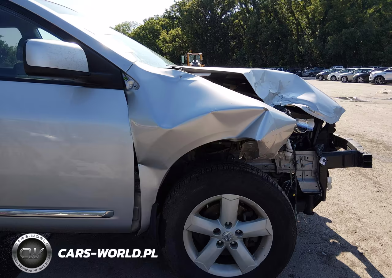 2013 Nissan Rogue S VIN:JN8AS5MV7DW611698 - 18