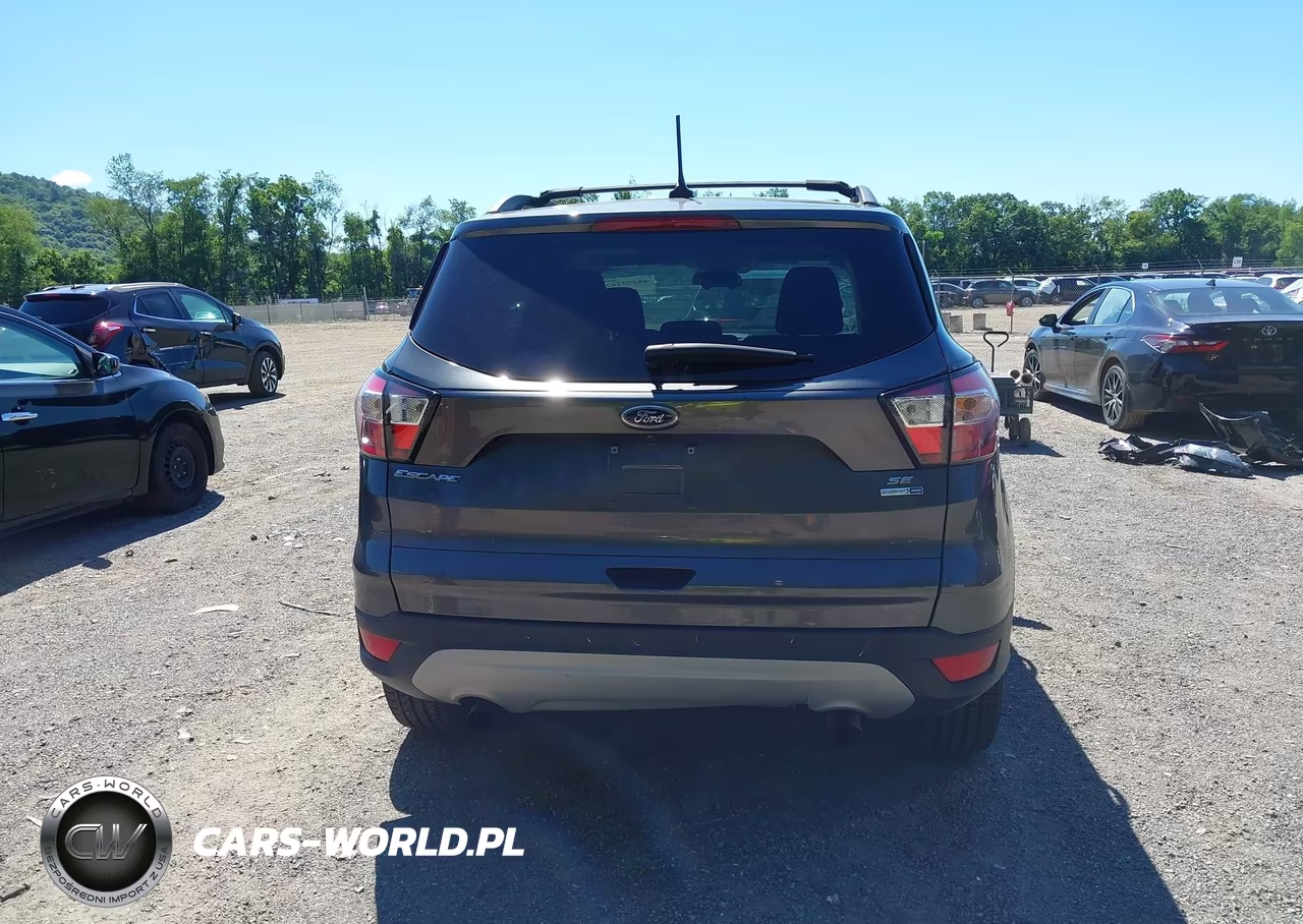 2018 Ford Escape Se VIN:1FMCU9GDXJUB07013 - 17