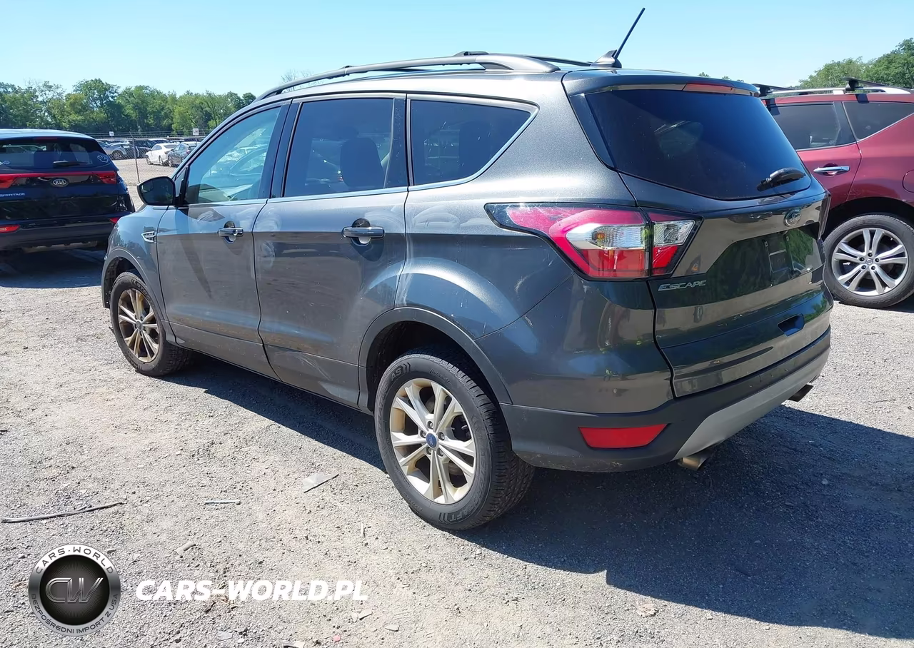 2018 Ford Escape Se VIN:1FMCU9GDXJUB07013 - 3