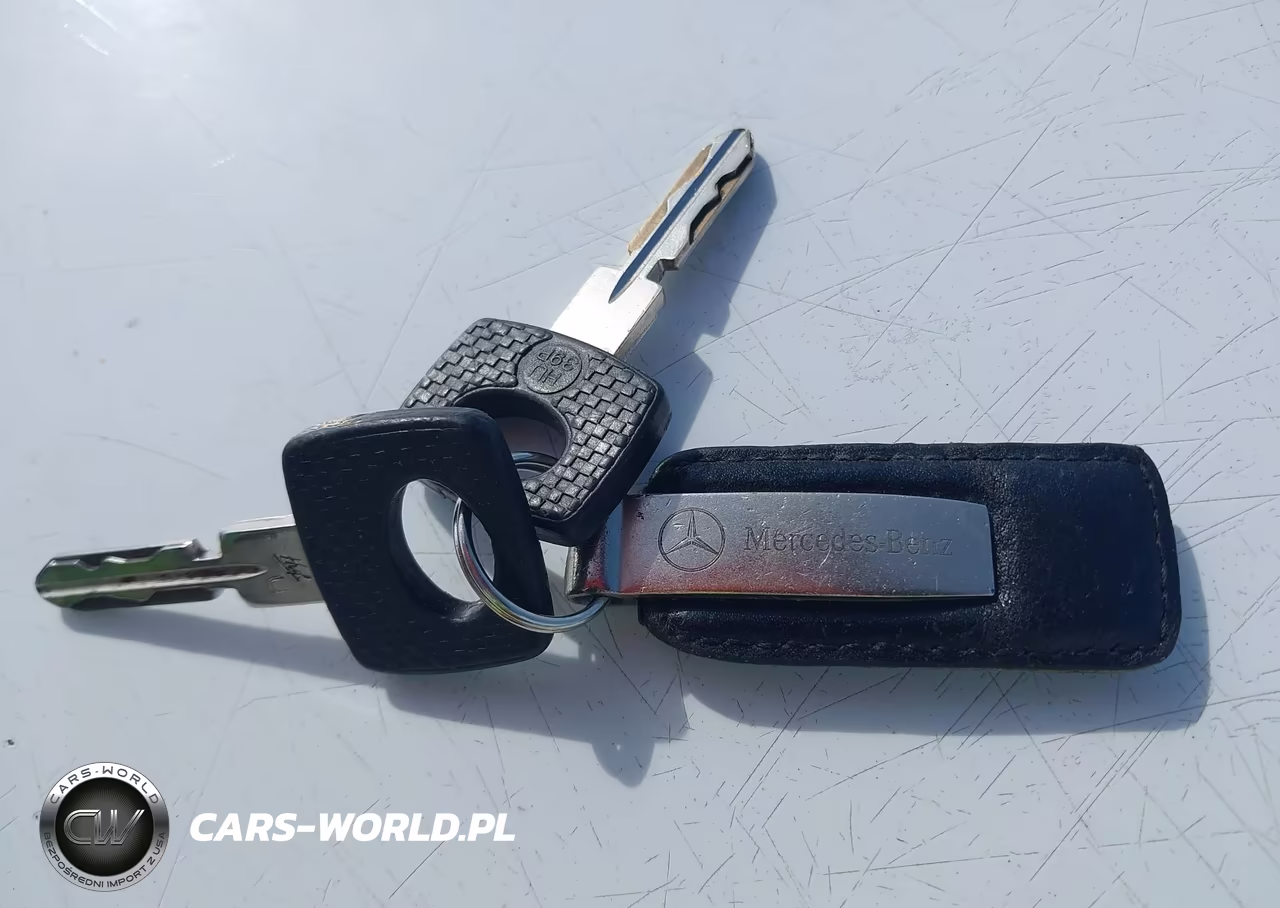 1994 Mercedes-Benz E 320 VIN:WDBEA66E9RC098318 - 11
