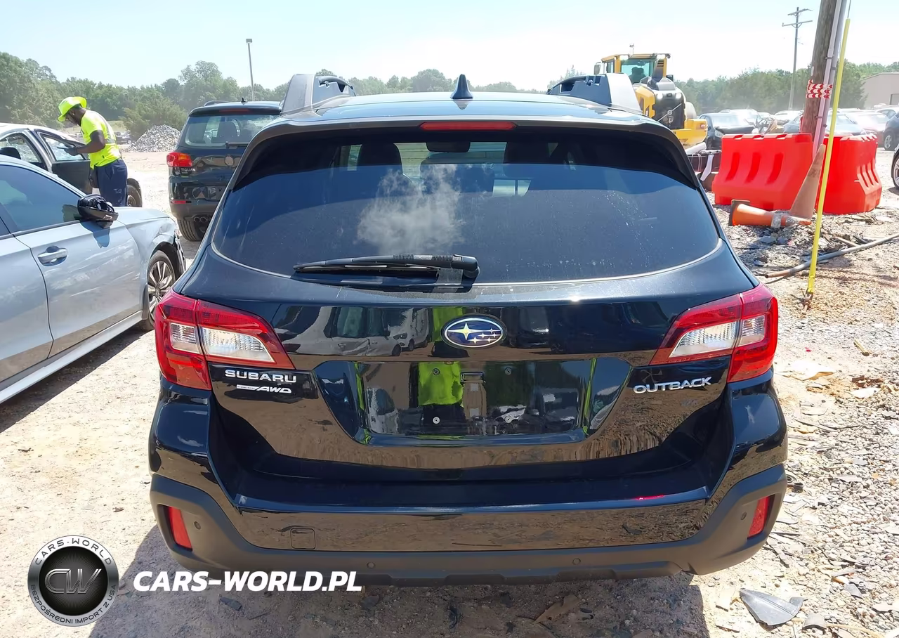 2018 Subaru Outback 2.5I Limited VIN:4S4BSANC5J3324004 - 16