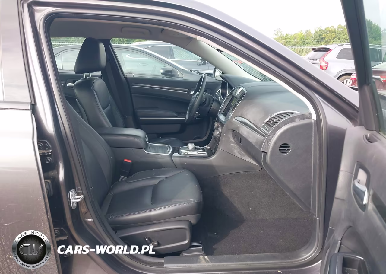 2021 Chrysler 300 Touring L Awd VIN:2C3CCARGXMH657789 - 5