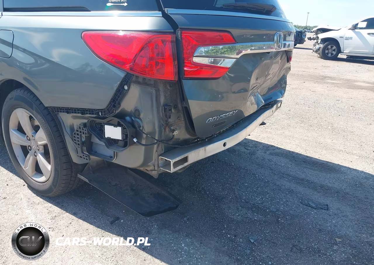 2018 Honda Odyssey Ex VIN:5FNRL6H52JB028841 - 19