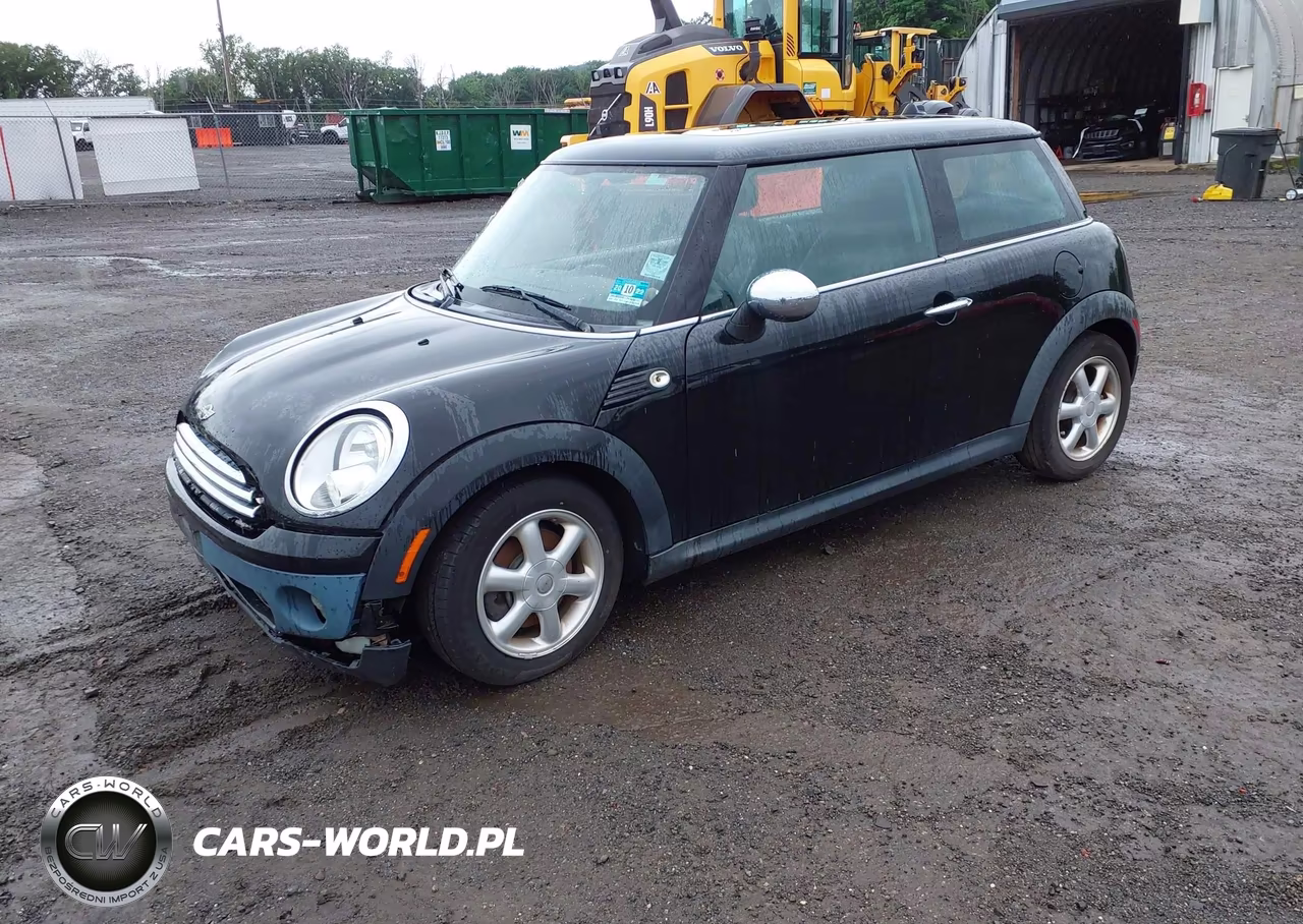 2009 Mini Cooper VIN:WMWMF33559TW73979 - 2