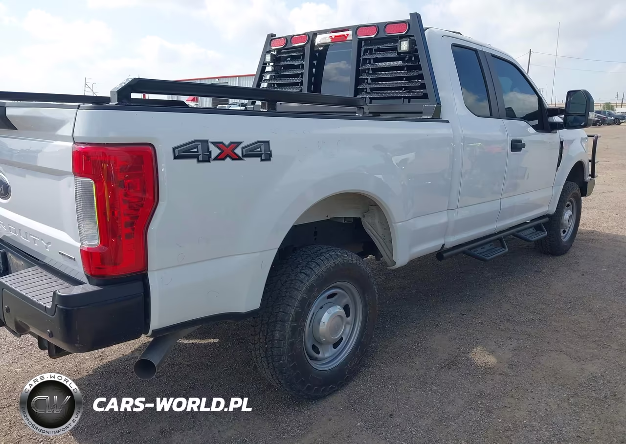 2017 Ford F-250 Xl VIN:1FT7X2B64HEC16598 - 4