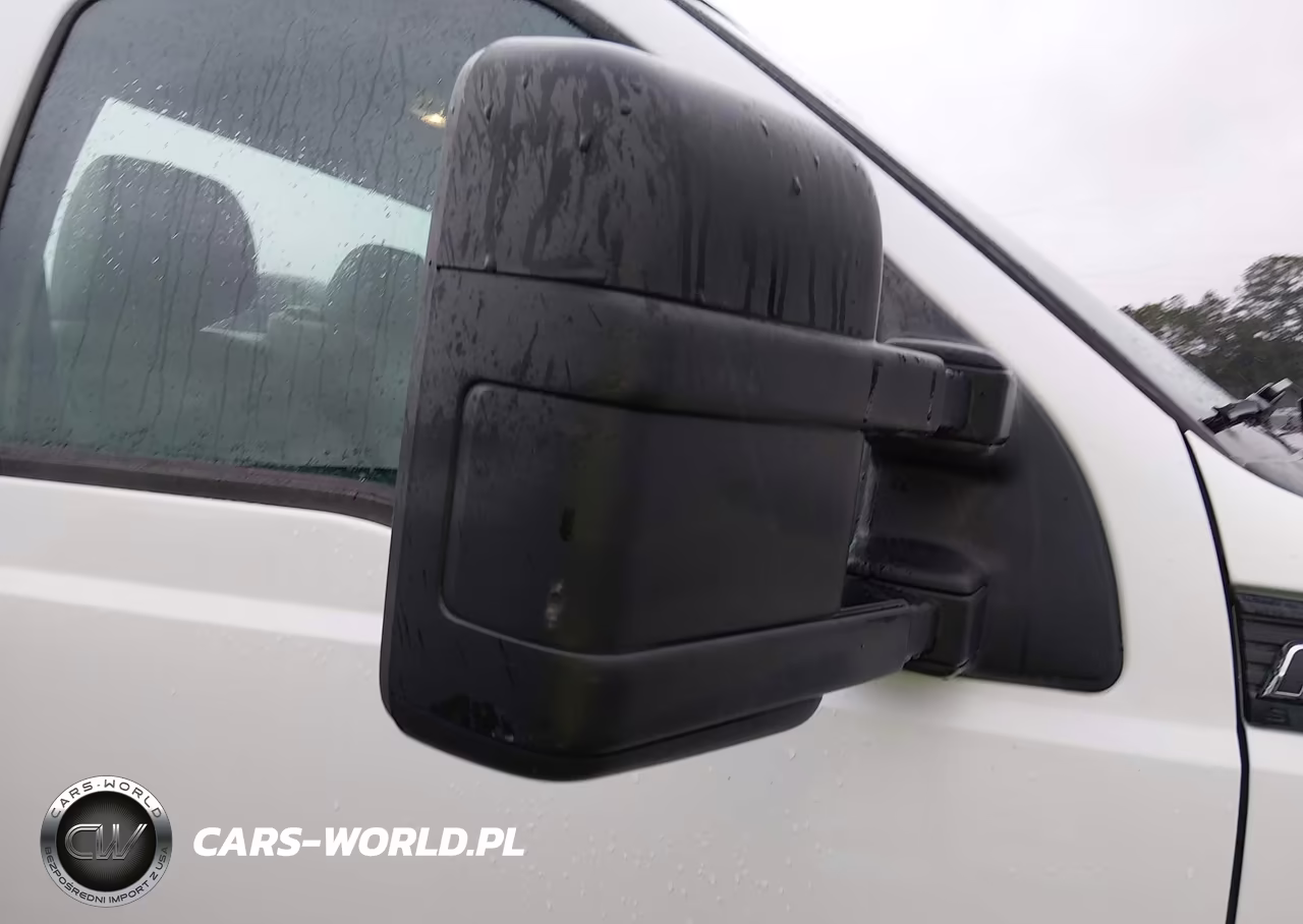 2015 Ford F-350 Chassis VIN:1FDRF3G67FED30792 - 15
