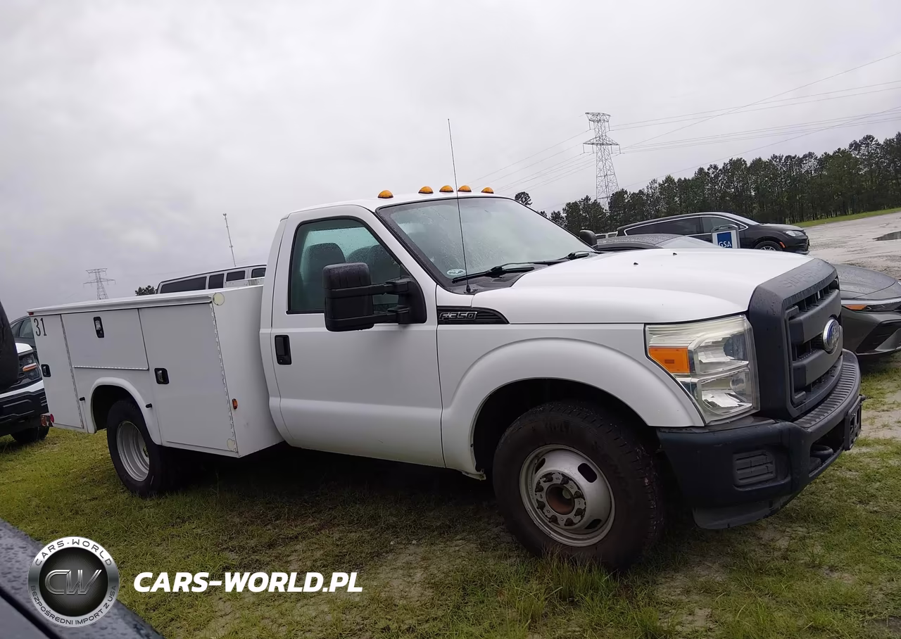 2015 Ford F-350 Chassis VIN:1FDRF3G67FED30792 - 18