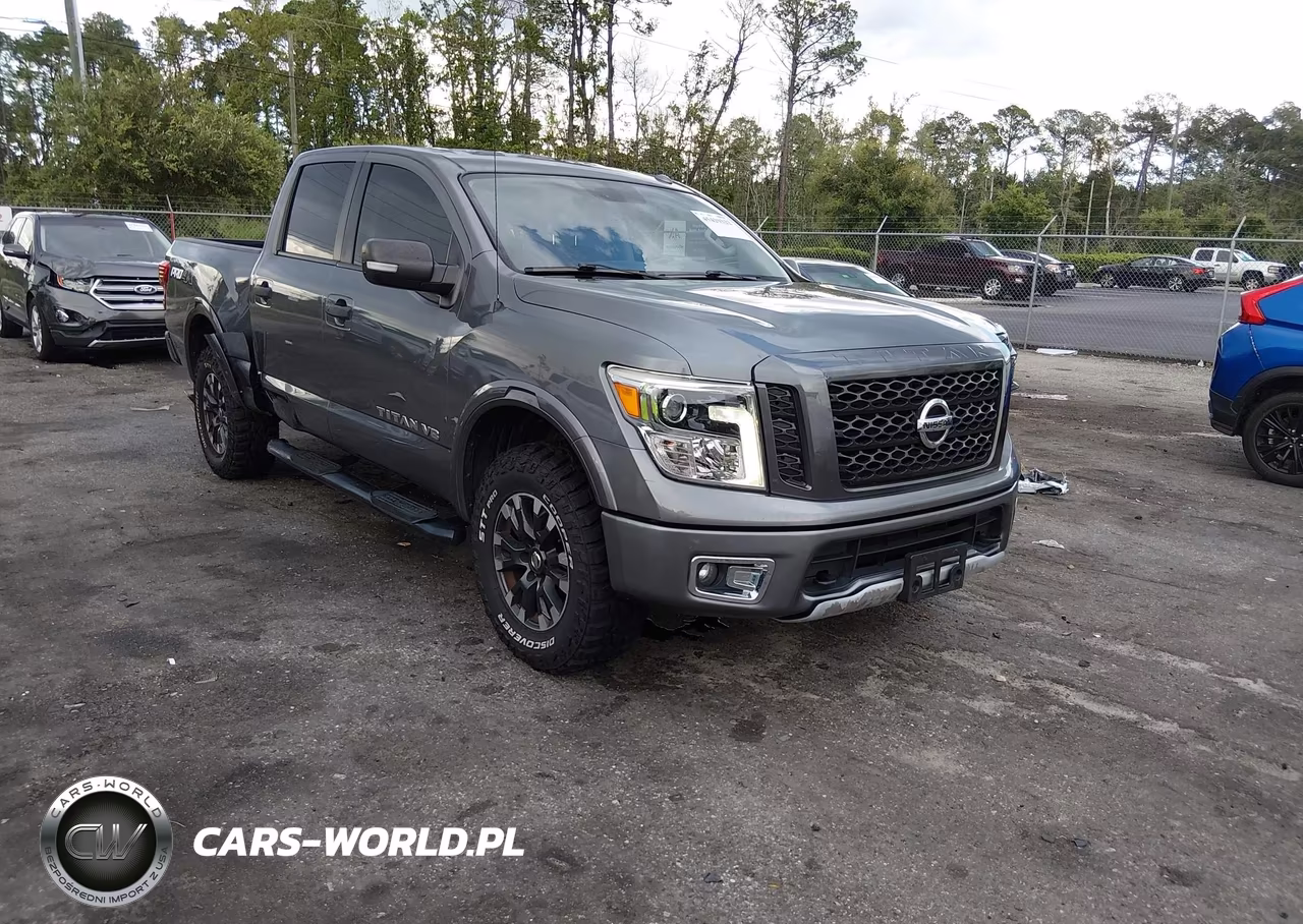 2019 Nissan Titan Pro-4X – zdjęcie 1 z 16