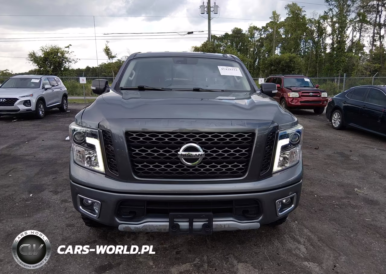 2019 Nissan Titan Pro-4X VIN:1N6AA1E53KN520739 - 12