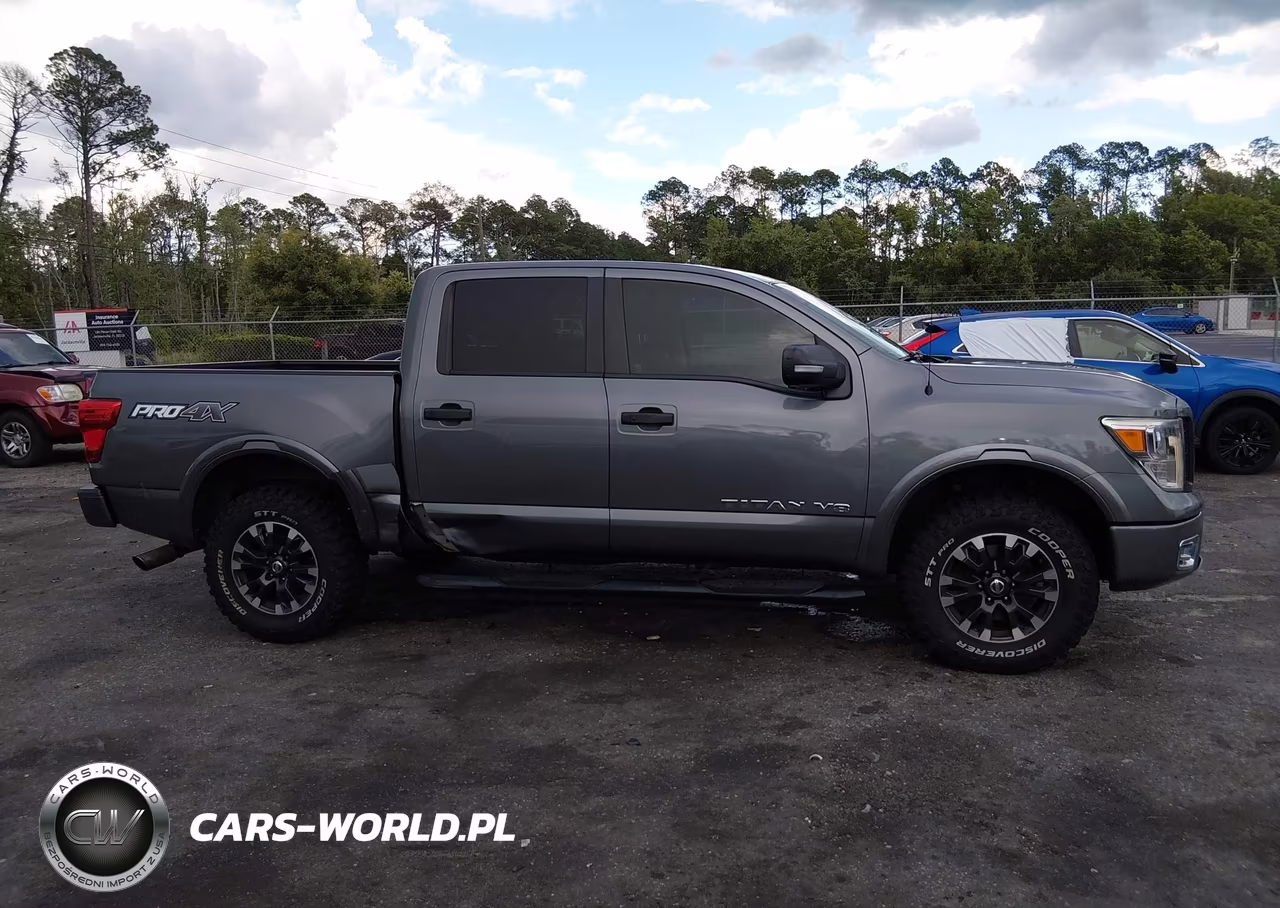 2019 Nissan Titan Pro-4X VIN:1N6AA1E53KN520739 - 13