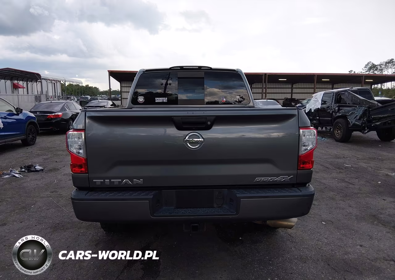 2019 Nissan Titan Pro-4X VIN:1N6AA1E53KN520739 - 16