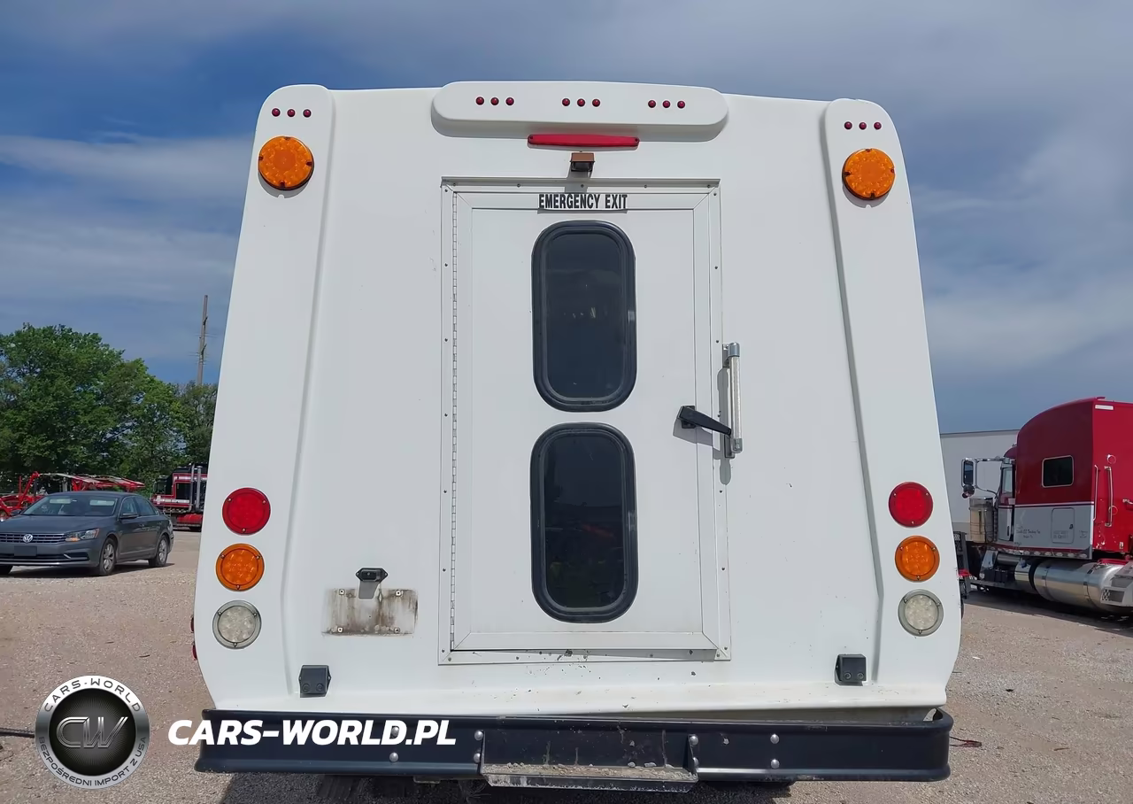 2019 Ford E-450 Cutaway VIN:1FDFE4FS5KDC47243 - 8