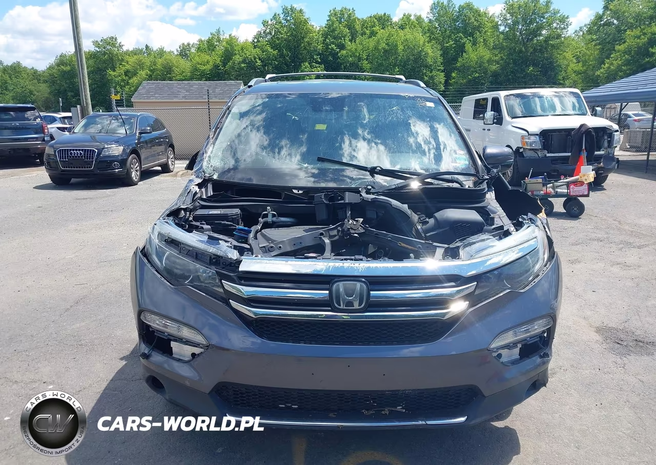 2017 Honda Pilot Touring VIN:5FNYF6H93HB043316 - 12