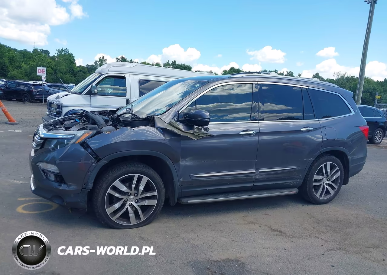 2017 Honda Pilot Touring VIN:5FNYF6H93HB043316 - 14