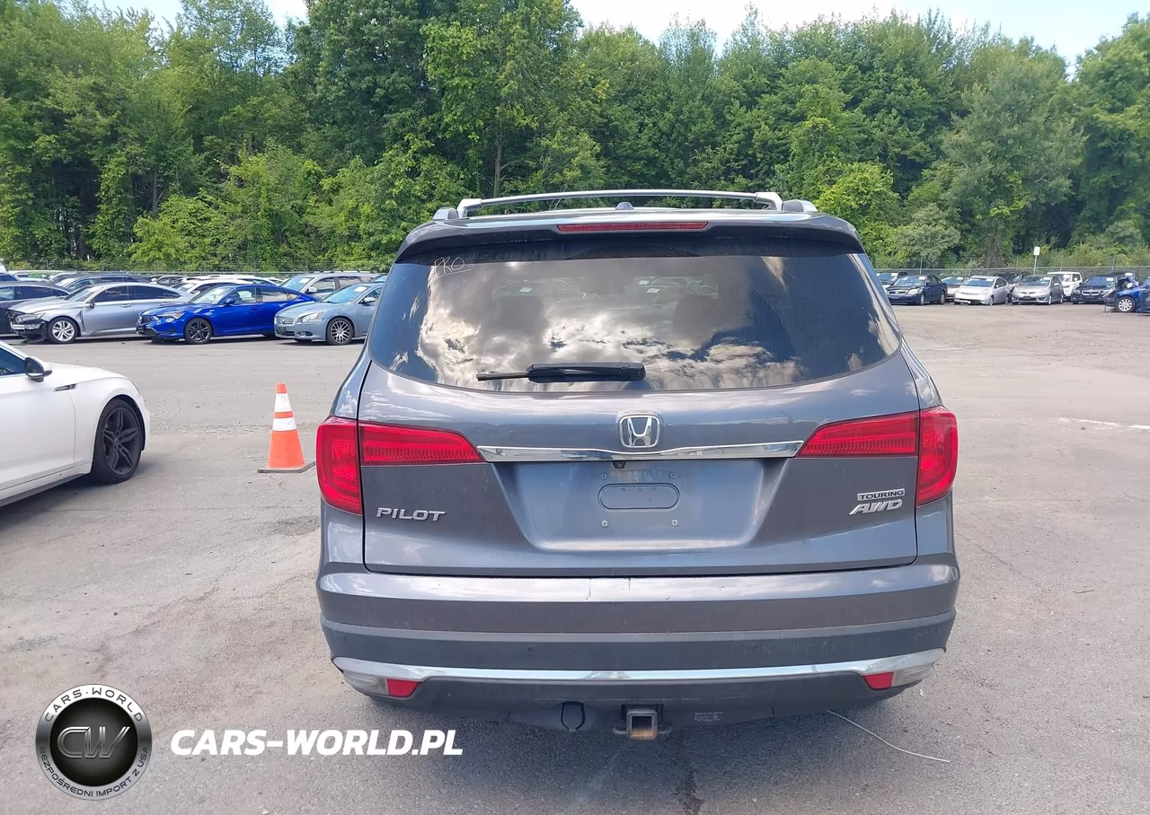 2017 Honda Pilot Touring VIN:5FNYF6H93HB043316 - 16