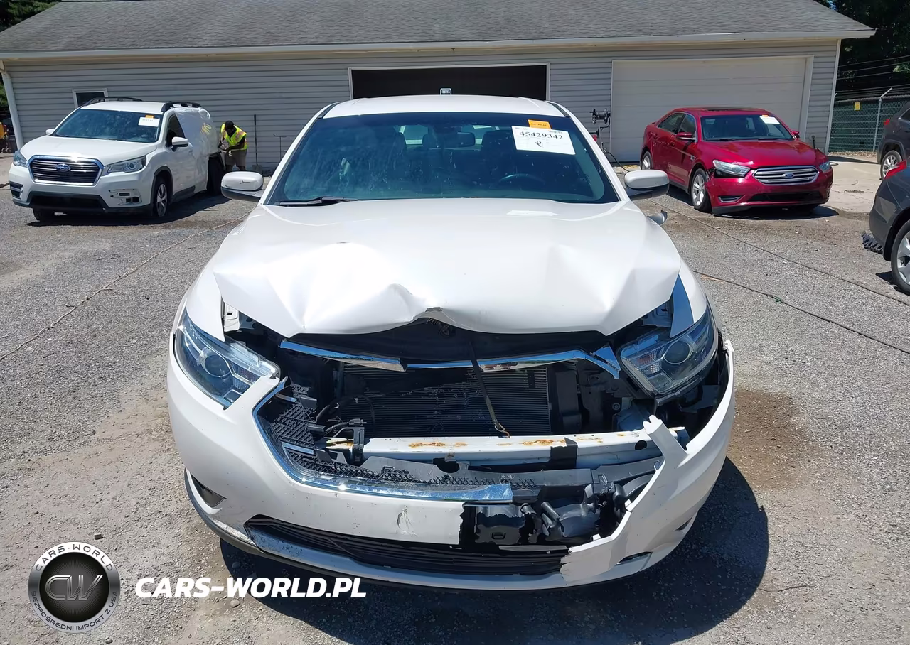 2016 Ford Taurus Sel VIN:1FAHP2H88GG152975 - 12