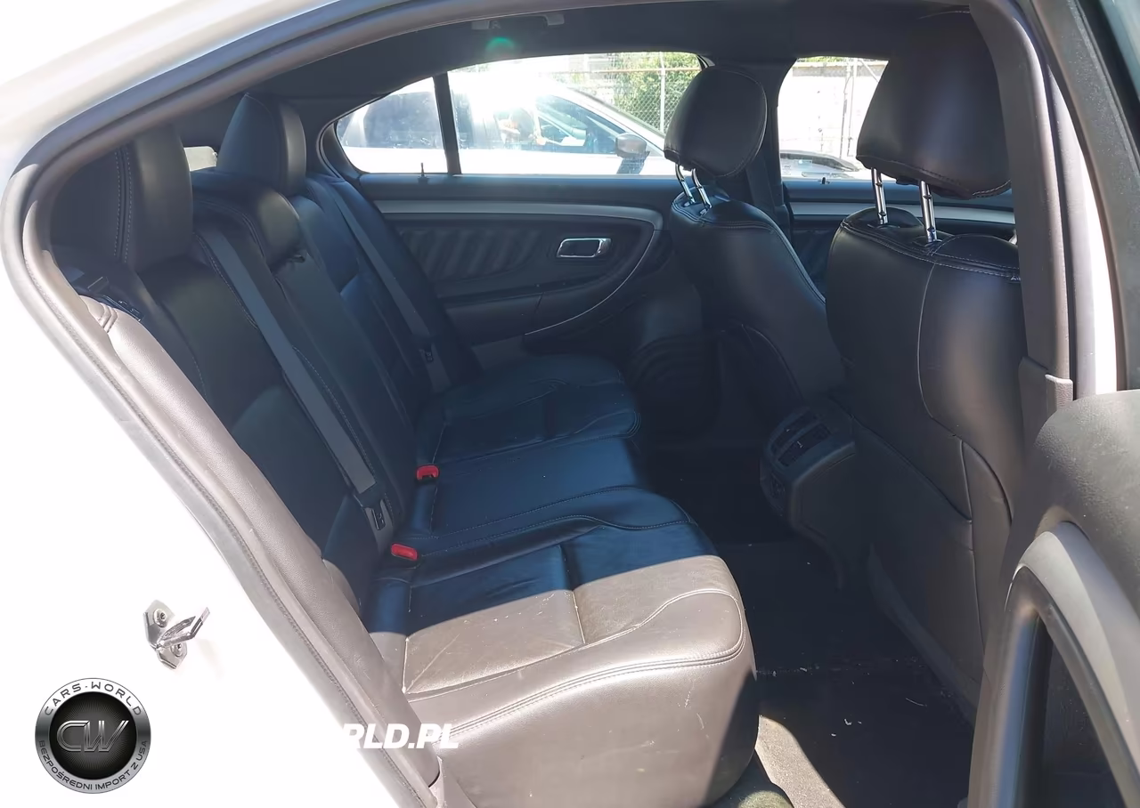 2016 Ford Taurus Sel VIN:1FAHP2H88GG152975 - 8
