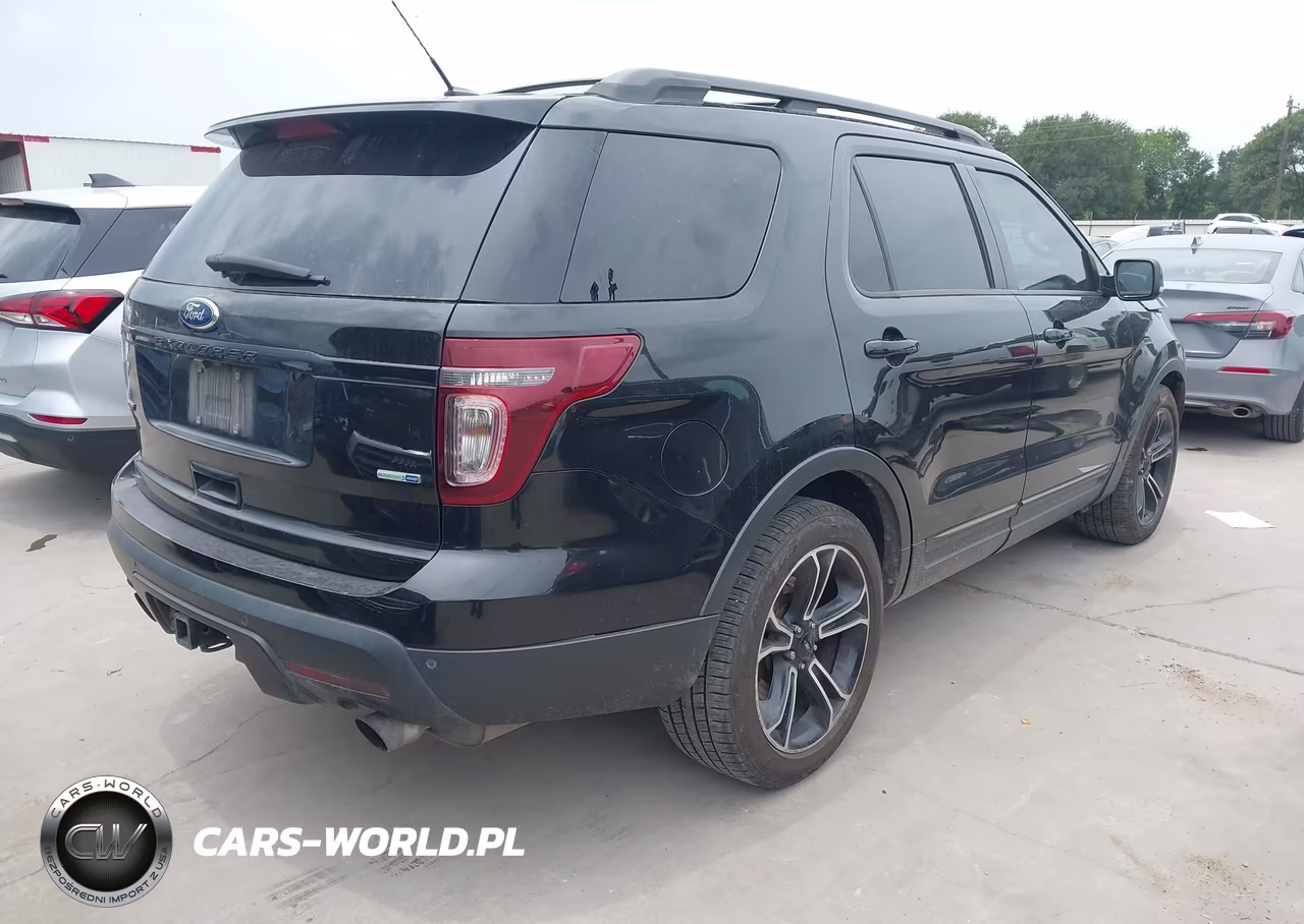2015 Ford Explorer Sport VIN:1FM5K8GT2FGB89096 - 4